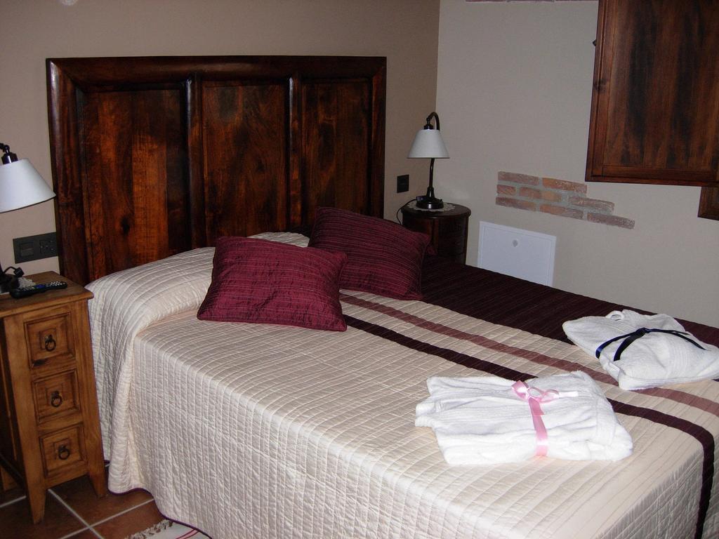 Hotel Rural El Horno De Aliaga Δωμάτιο φωτογραφία
