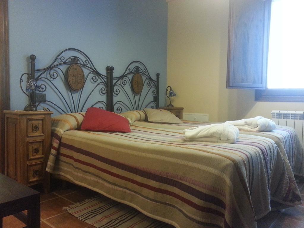 Hotel Rural El Horno De Aliaga Δωμάτιο φωτογραφία